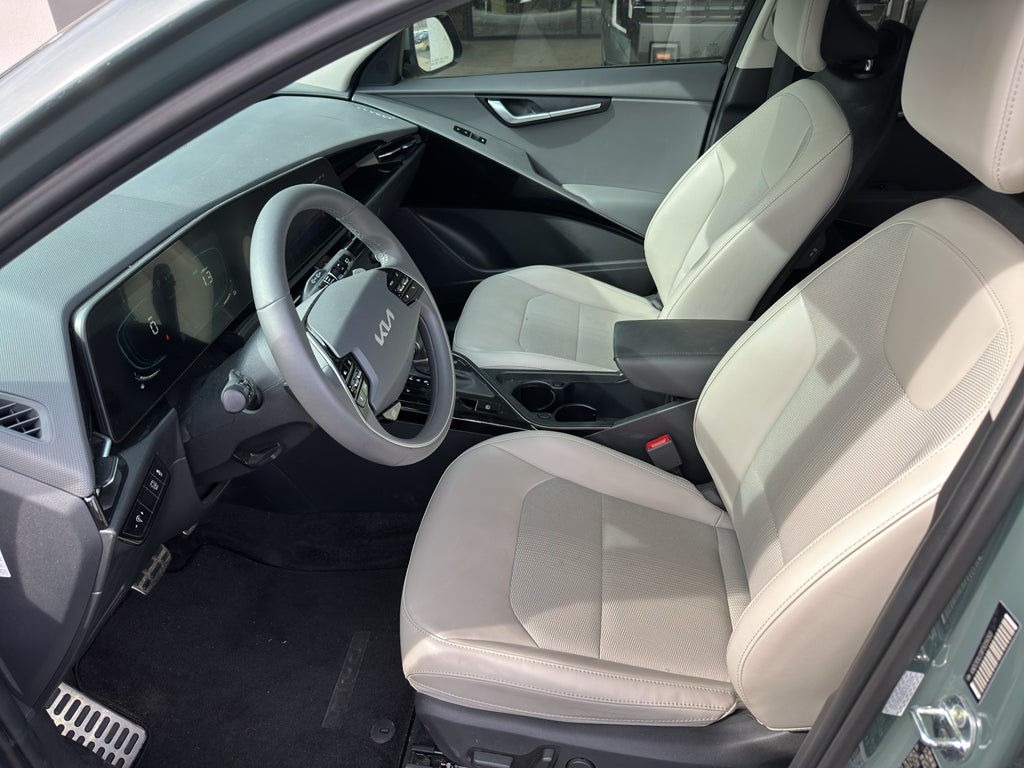 2023 Kia Niro EX Touring