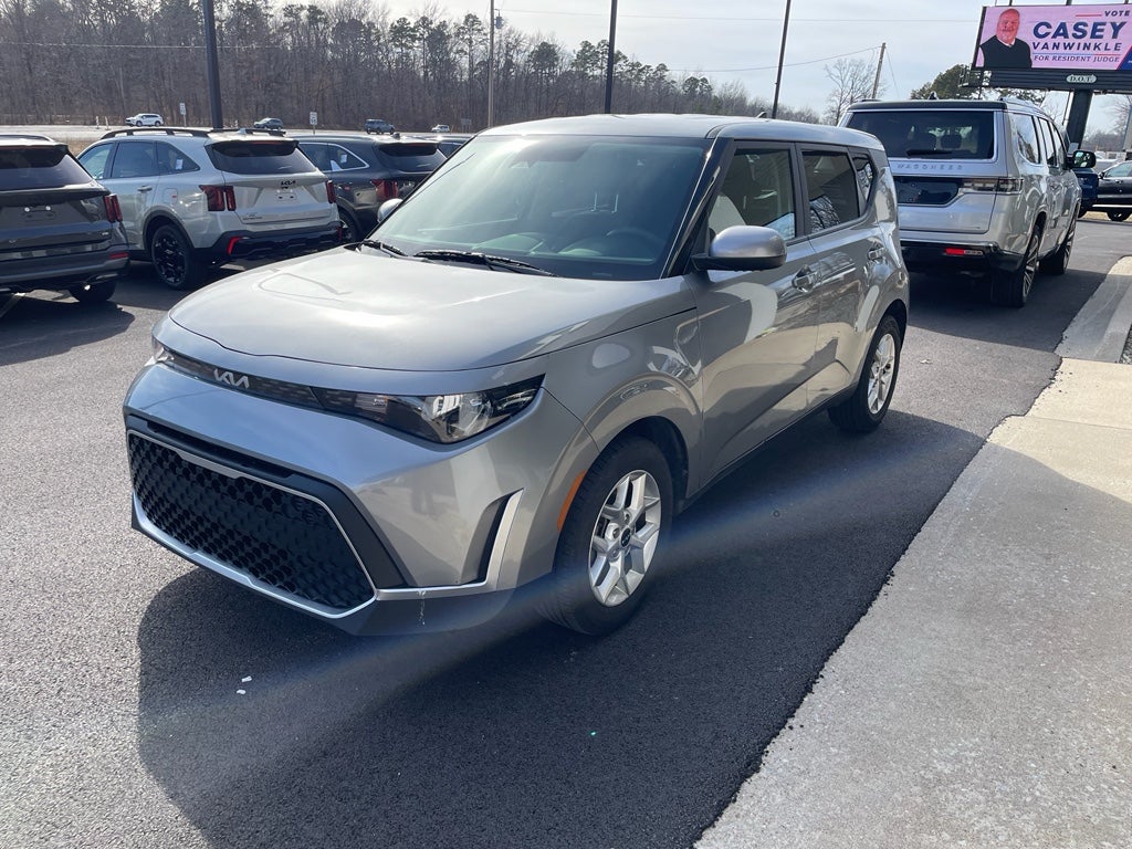 2023 Kia Soul LX