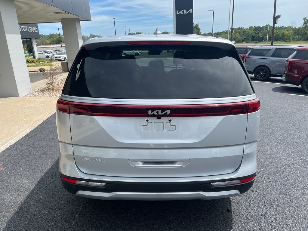 2023 Kia Carnival LX