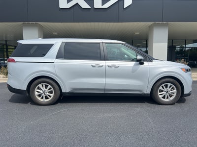 2023 Kia Carnival LX